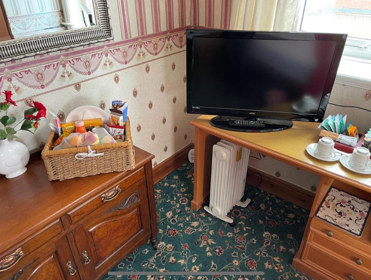 Cherry Blossom Inn Blackpool Dış mekan fotoğraf