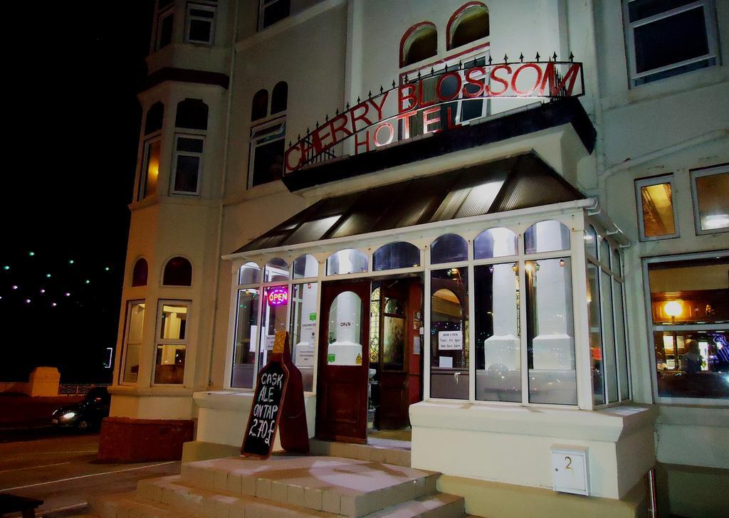 Cherry Blossom Inn Blackpool Dış mekan fotoğraf