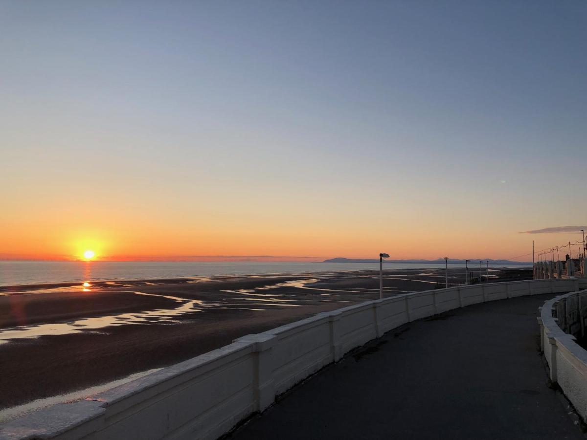 Cherry Blossom Inn Blackpool Dış mekan fotoğraf